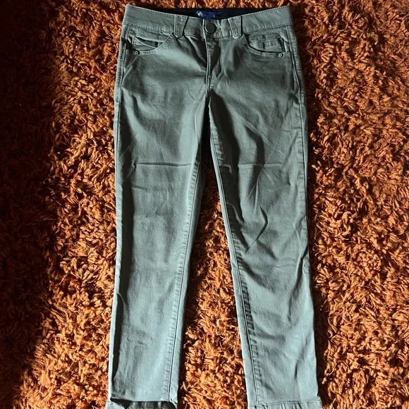 Democracy Olive Ankle Jeans - Picture 2 of 5